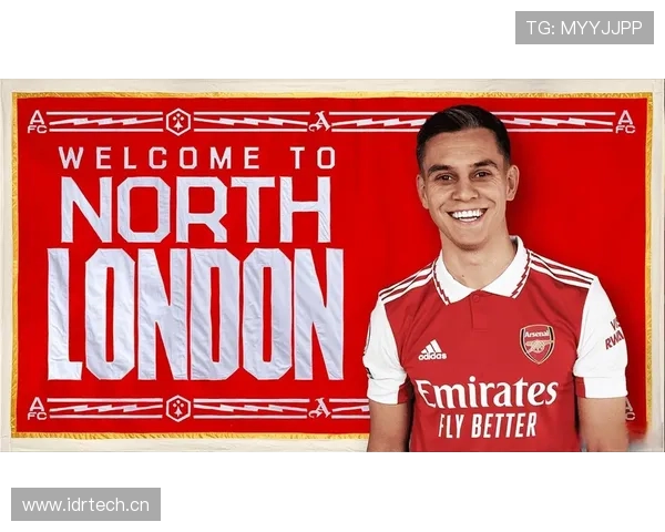 伪9号与边锋自由切换：特罗萨德的战术多样性