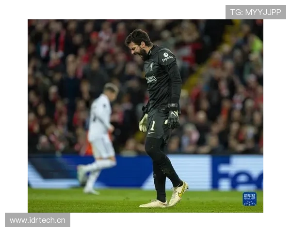 维尼修斯：从“快乐足球”到欧冠决赛英雄的生涯阶段与比赛表现解析