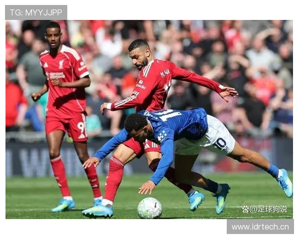 范戴克欧冠淘汰赛对阵巴萨拜仁的防守统治力解析